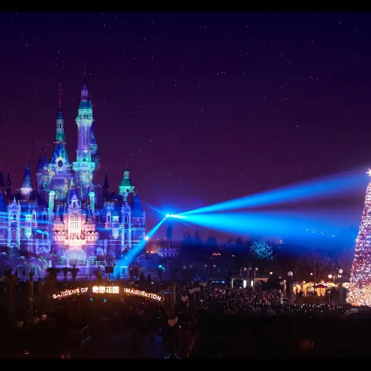 🏰 The Ultimate “Disney Basecamp” Survival Guide: Conquering Shanghai Disney Resort from Zhoupu